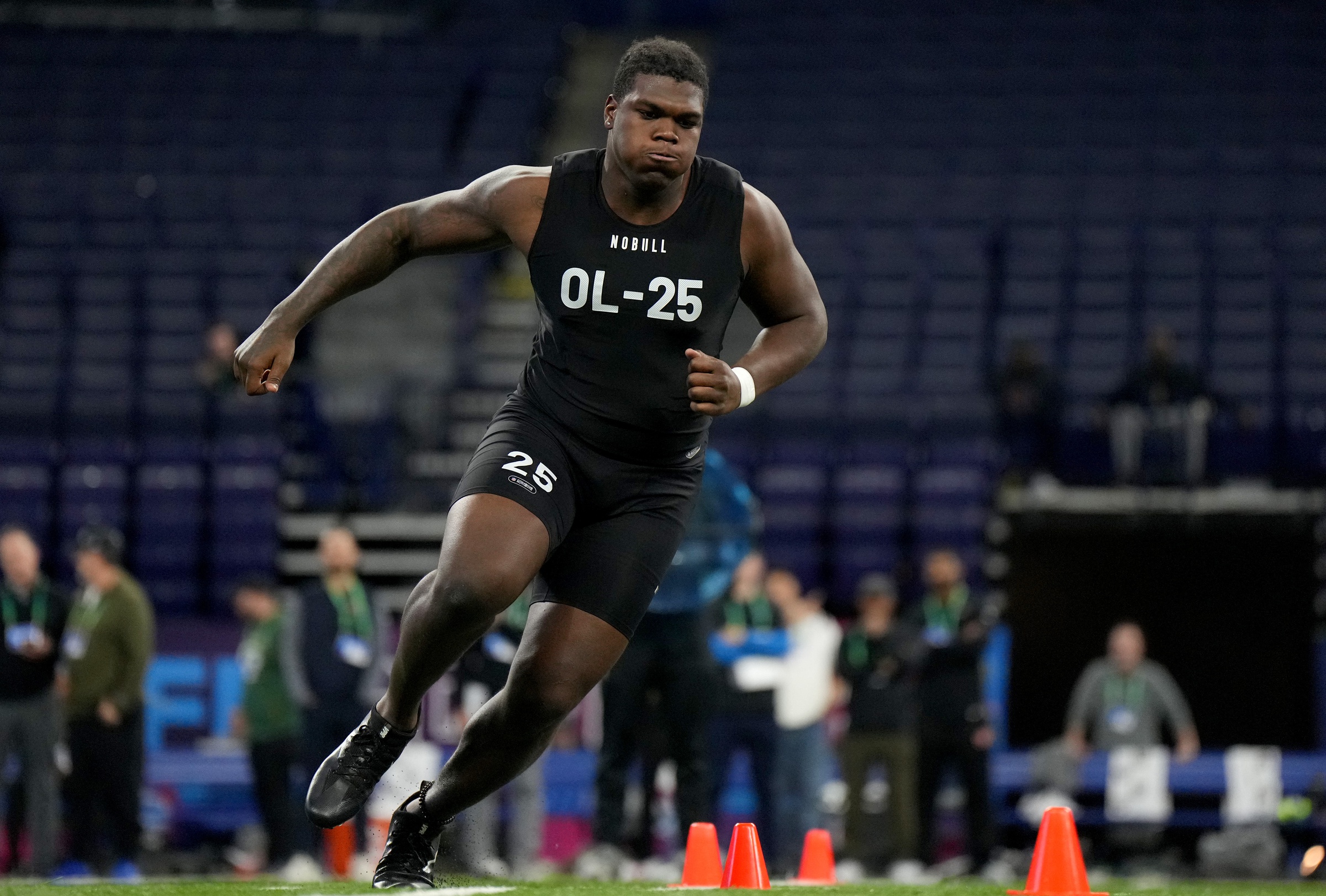 The Pittsburgh Steelers Found Their Next Great Tackle in Their 1st Round Pick 1 NFL Combine, Broderick Jnones