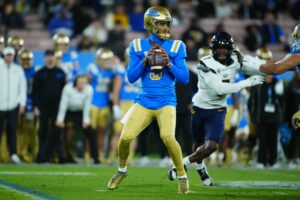 Former UCLA Quarterback arrived at Oregon via the transfer portal and will offer stiff competition for incoming recruits.