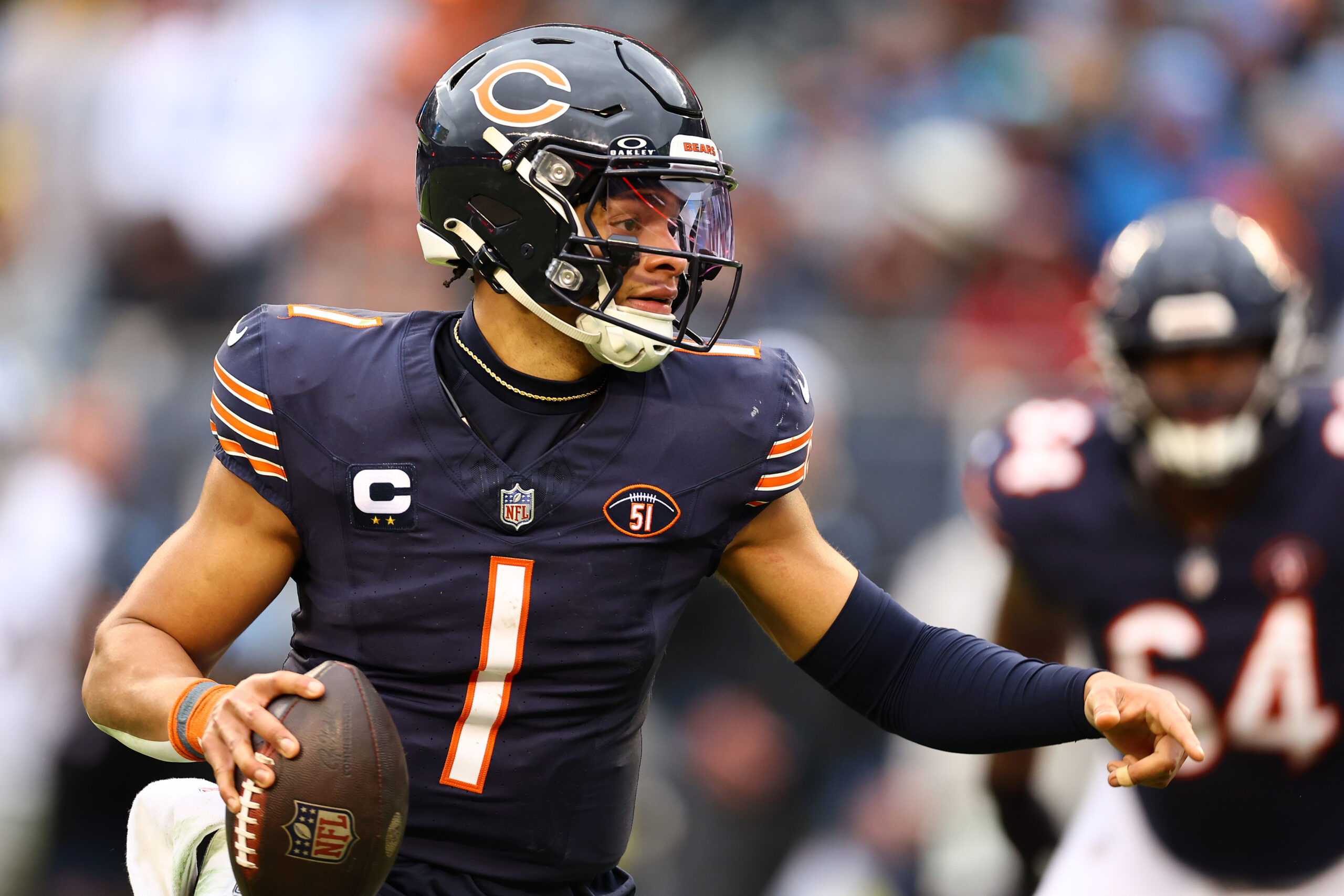 Chicago Bears: Justin Fields Trade Rumors Have NFL Fans Losing Their Minds  Over Latest 2024 QB Trade Rumors - Gridiron Heroics
