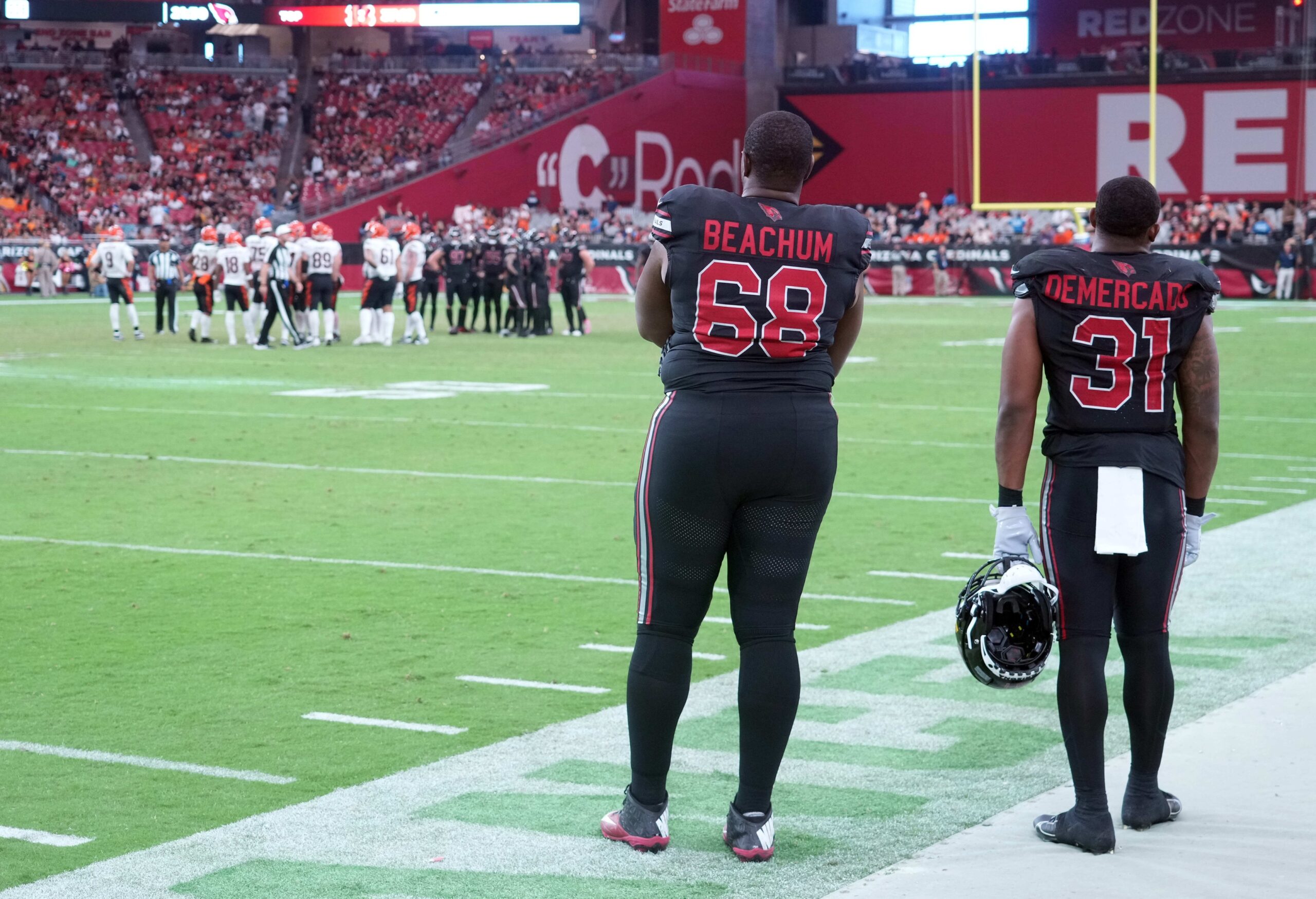 BREAKING: The Arizona Cardinals Placed Their Pro Bowl Offensive Lineman on Injured Reserve 2 Arizona Cardinals, Kelvin Beachum