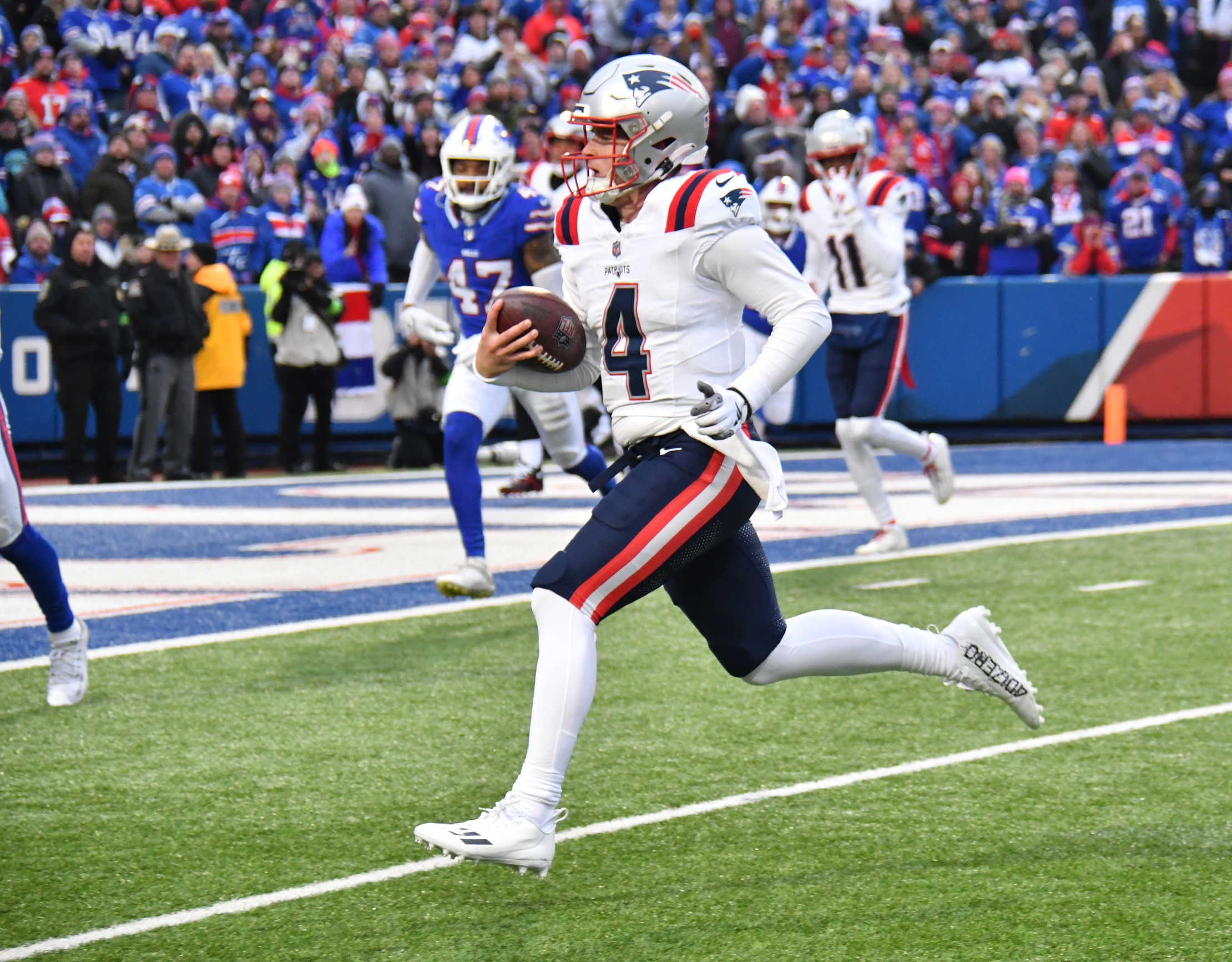 New England Patriots, Bailey Zappe holds the all-time passing yards record in college.