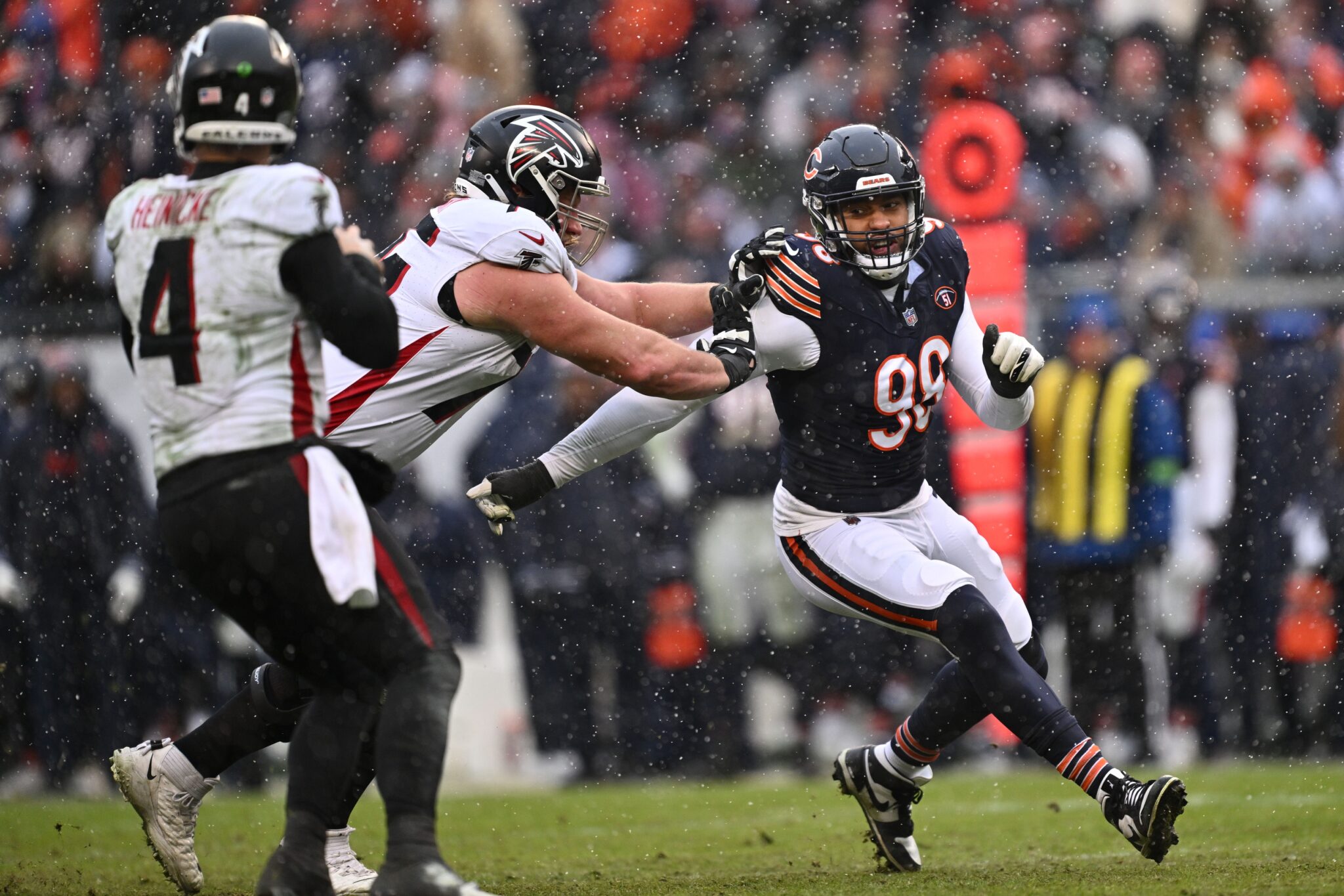 Bears' Player Sets NFL Record Leading 2 Teams In Sacks