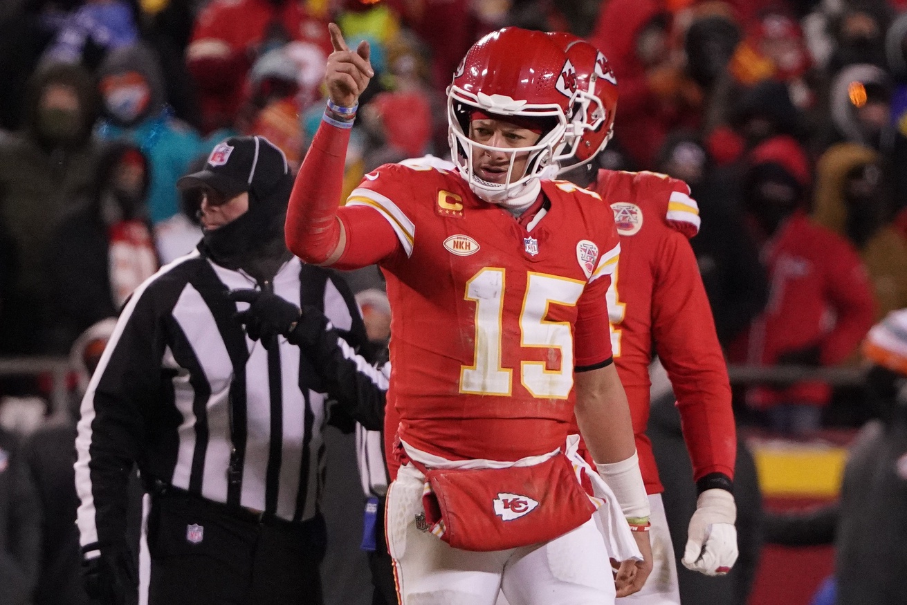 REPORT: NFL Lost 10-12 Million Fans Saturday Night By Broadcasting Kansas  City Chiefs Game On Peacock