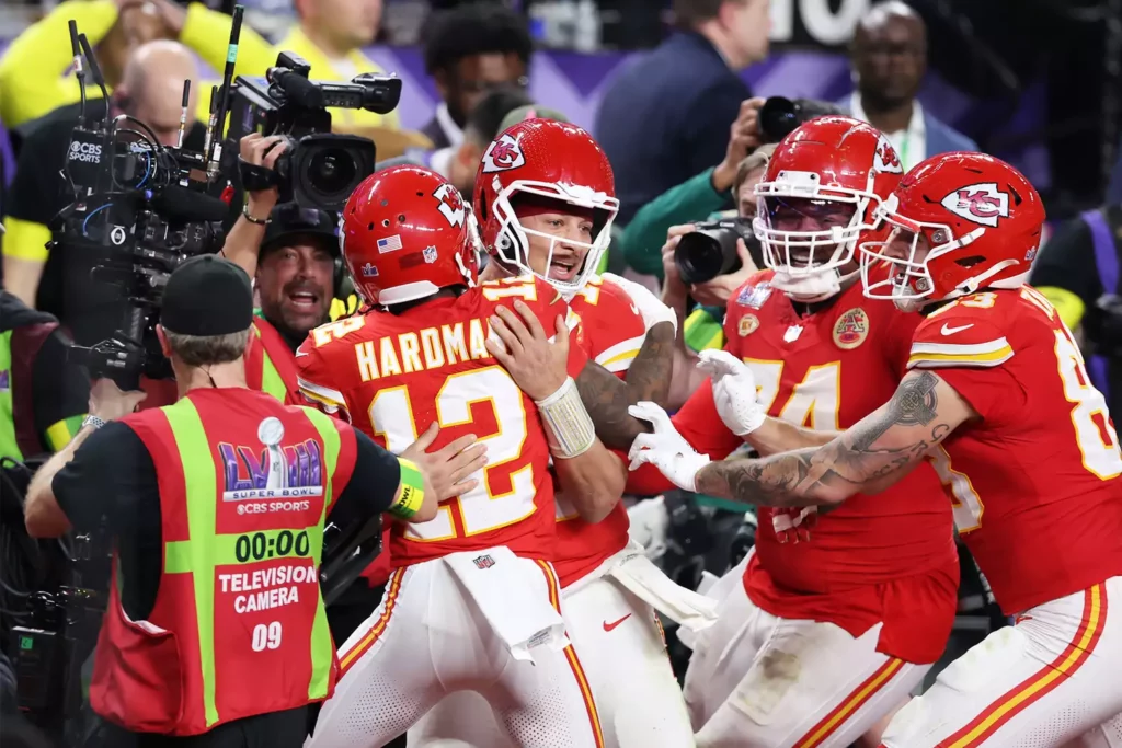 Kansas City Chiefs Sign Wide Receiver To Help Patrick Mahomes After