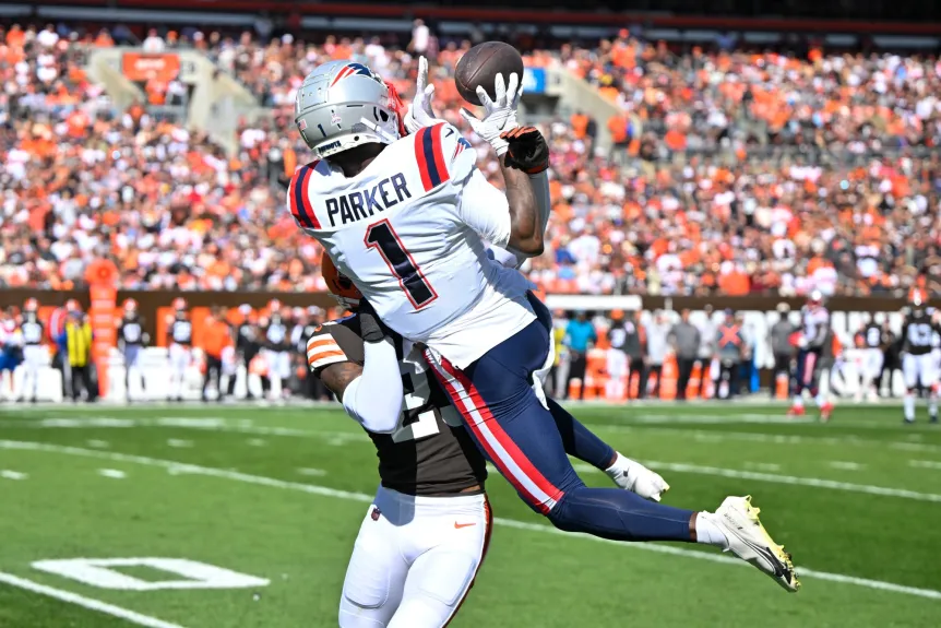 DeVante Parker, New England Patriots wide receiver, in action during an NFL game against the New York Giants."