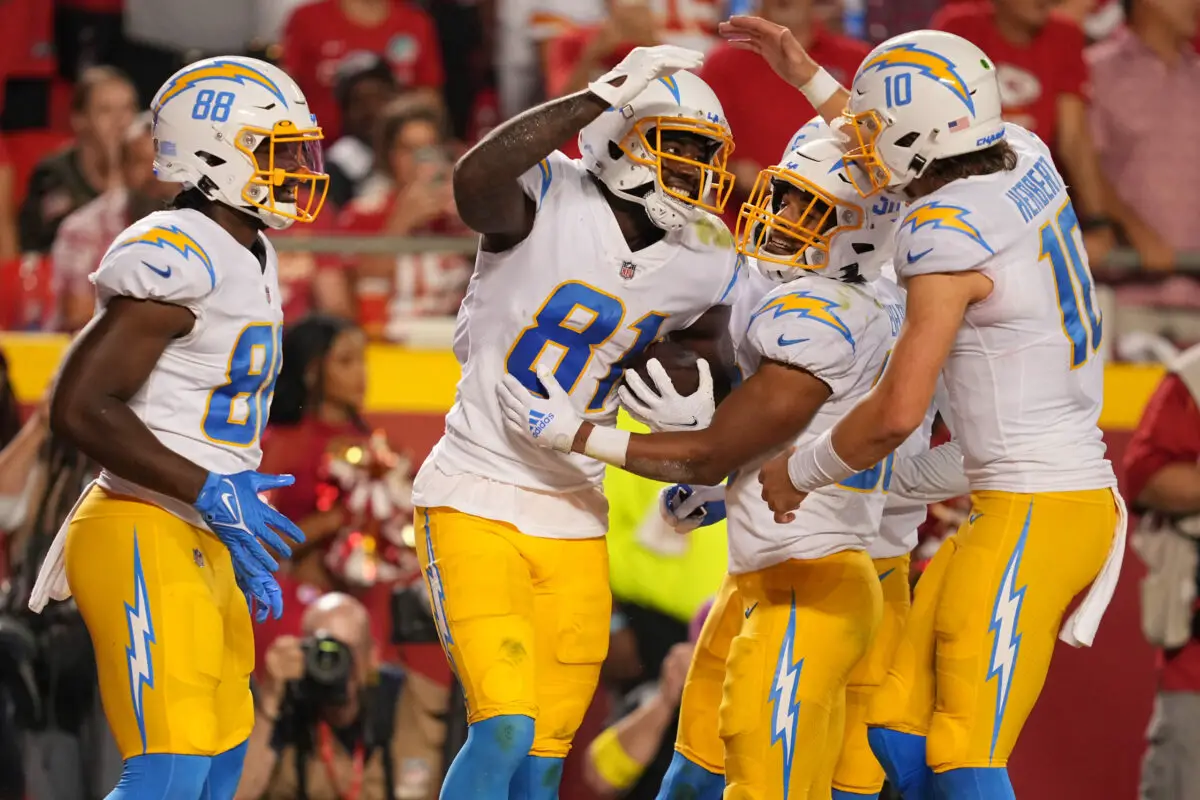 "That Sucks For Them" Patrick Mahomes Sees Division Rival Lose Key Player, Fans In Shock 2 Sep 15, 2022; Kansas City, Missouri, USA; Los Angeles Chargers wide receiver Mike Williams (81) celebrates his touchdown scored against the Kansas City Chiefs with tight end Tre' McKitty (88) running back Austin Ekeler (30) and quarterback Justin Herbert (10) during the second half at GEHA Field at Arrowhead Stadium. Mandatory Credit: Jay Biggerstaff-USA TODAY Sports