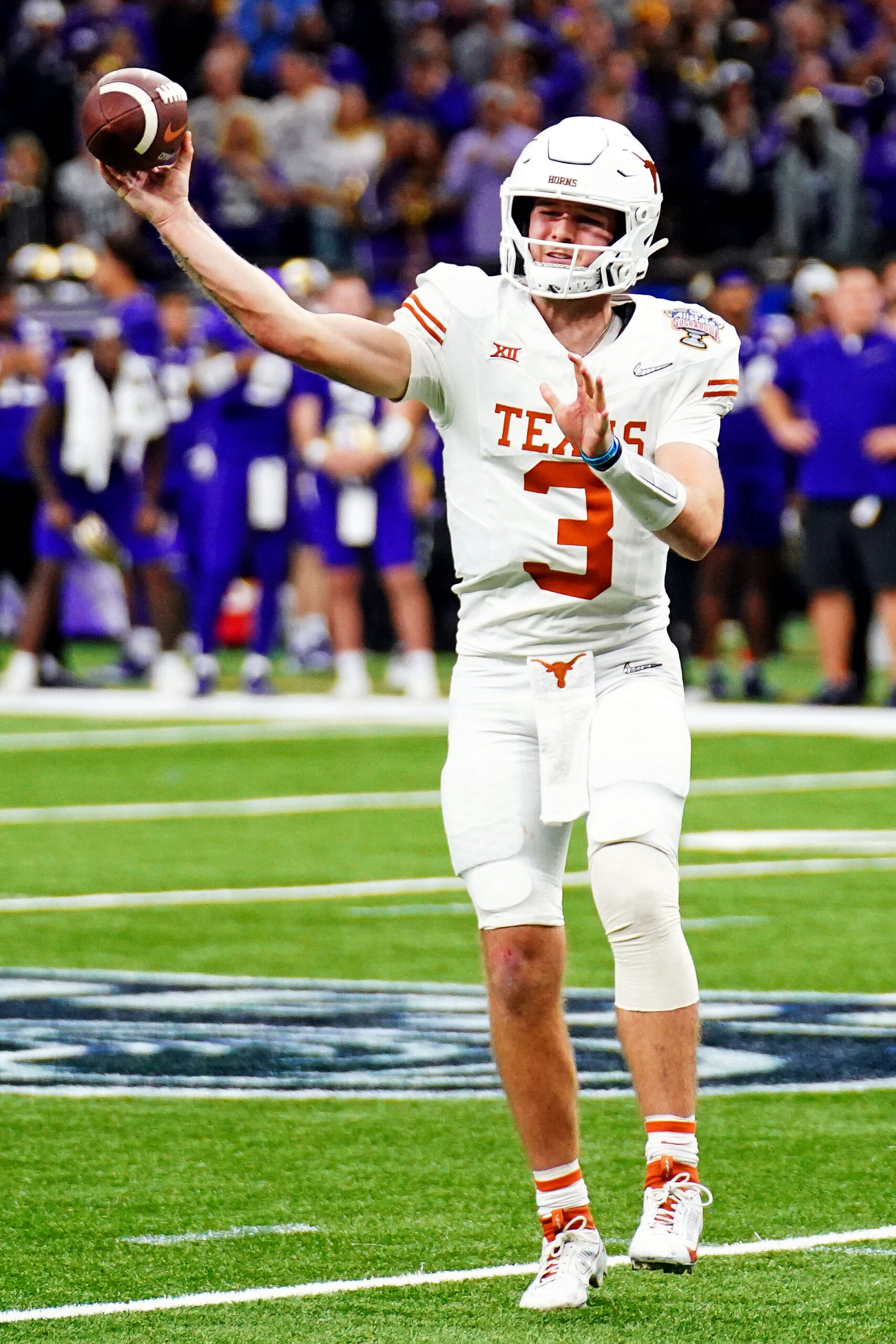 That Guy': Texas QB Quinn Ewers Has Taken Major Step Forward In One Key  Area - Sports Illustrated Texas Longhorns News, Analysis and More