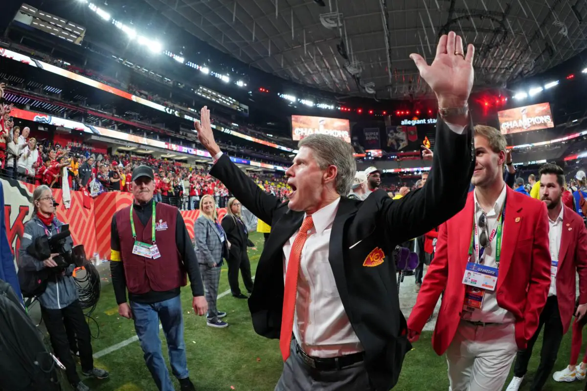 "9 Years Old" Chiefs Owner Clark Hunt Suffers Unimaginable Loss In Texas Floods (Breaking) 4 Feb 11, 2024; Paradise, Nevada, USA; Kansas City Chiefs chairman and chief executive officer Clark Hunt celebrates after winning Super Bowl LVIII against the San Francisco 49ers at Allegiant Stadium. Mandatory Credit: Kirby Lee-USA TODAY Sports