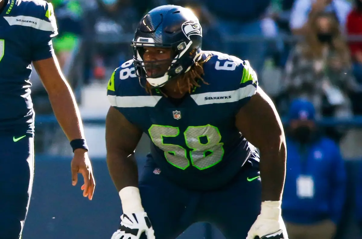 Carolina Panthers reportedly closing four-year, $53 million agreement with former Seahawk. Damien Lewis