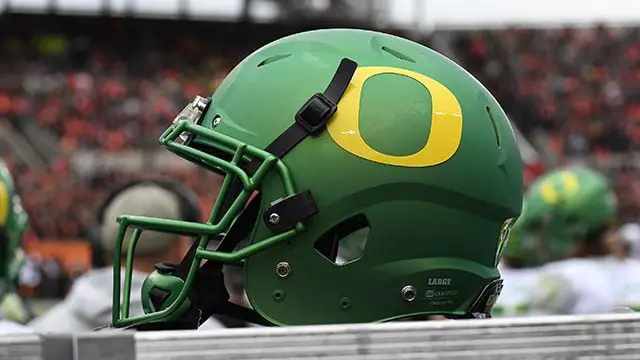 Oregon Ducks, Oregon football, Oregon football arrest, Oregon hit and run, Oregon football Amir Austin, Amir Austin