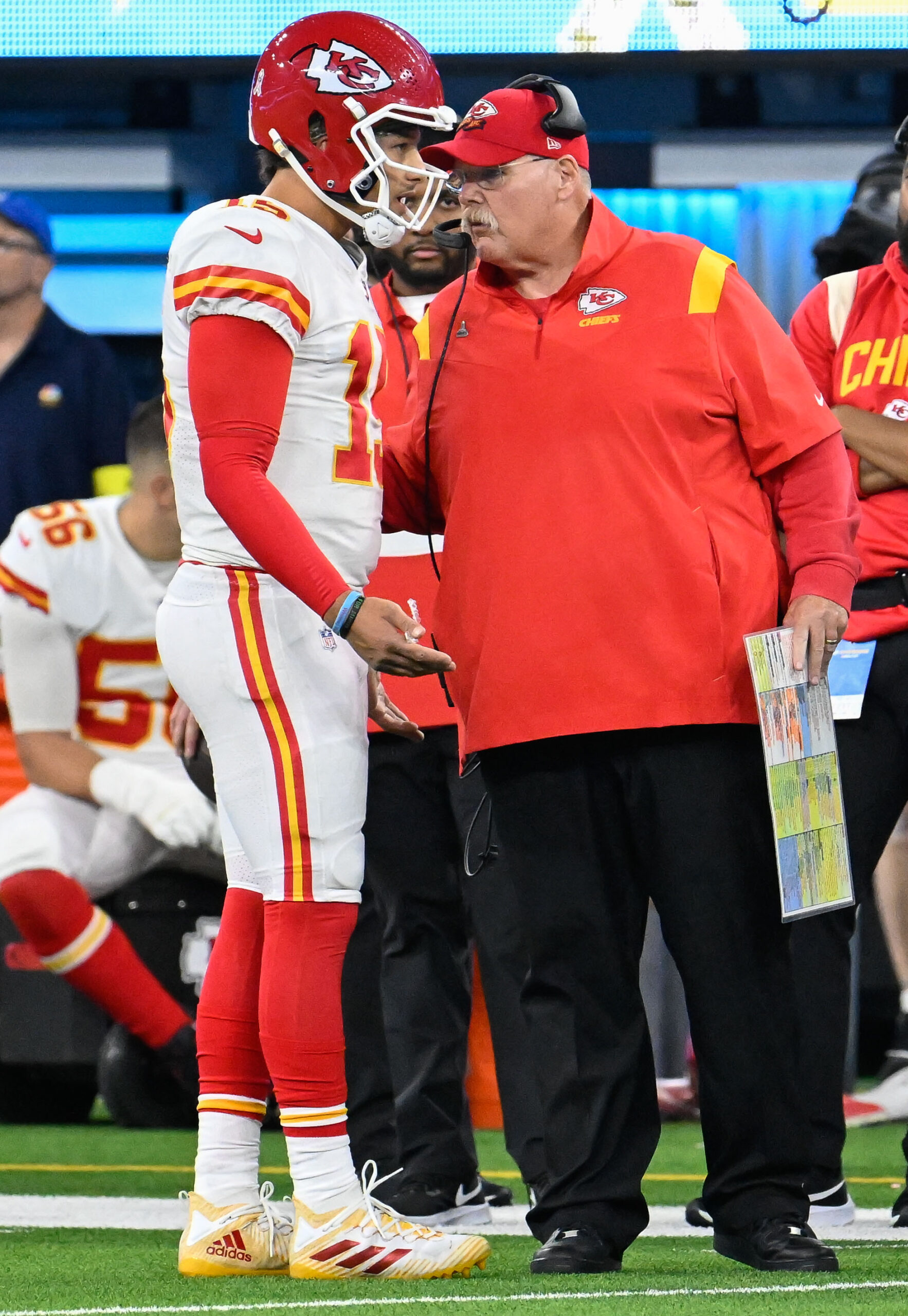 Kansas City Chiefs' Post Featuring Andy Reid Photos Is a Big Hit 1 Kansas City Chiefs, Andy Reid