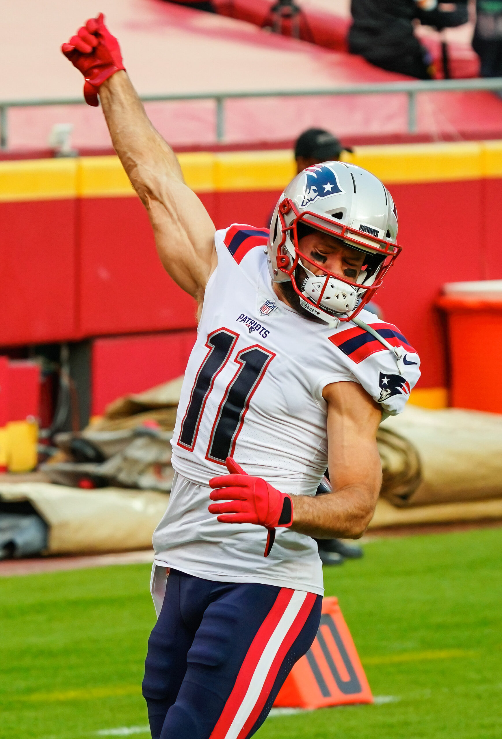 Aaron Rodgers Missing New York Jets Mandatory Minicamp Blatantly Called Out by Former Patriots WR Julian Edelman 2 USATSI 15072593 scaled