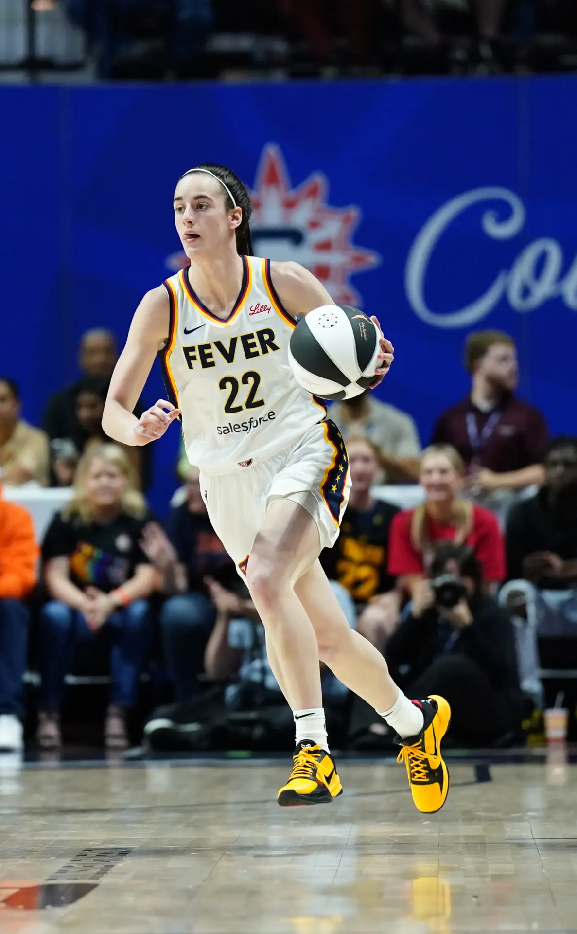 NFL Legend Calls Out Angel Reese For Being A Dirty Liar About Caitlin Clark 3 Jun 10, 2024; Uncasville, Connecticut, USA; Indiana Fever guard Caitlin Clark (22) returns the ball against the Connecticut Sun in the second half at Mohegan Sun Arena. Mandatory Credit: David Butler II-USA TODAY Sports
