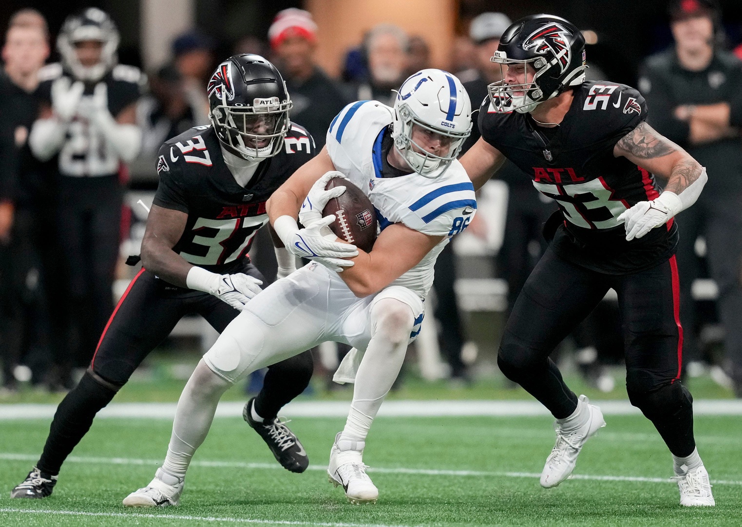 TRENDING: The Indianapolis Colts' Former 3rd-Rounder Is Looking to Win a Starting Job After Missing Last Season 4 Indianapolis Colts, Will Mallory