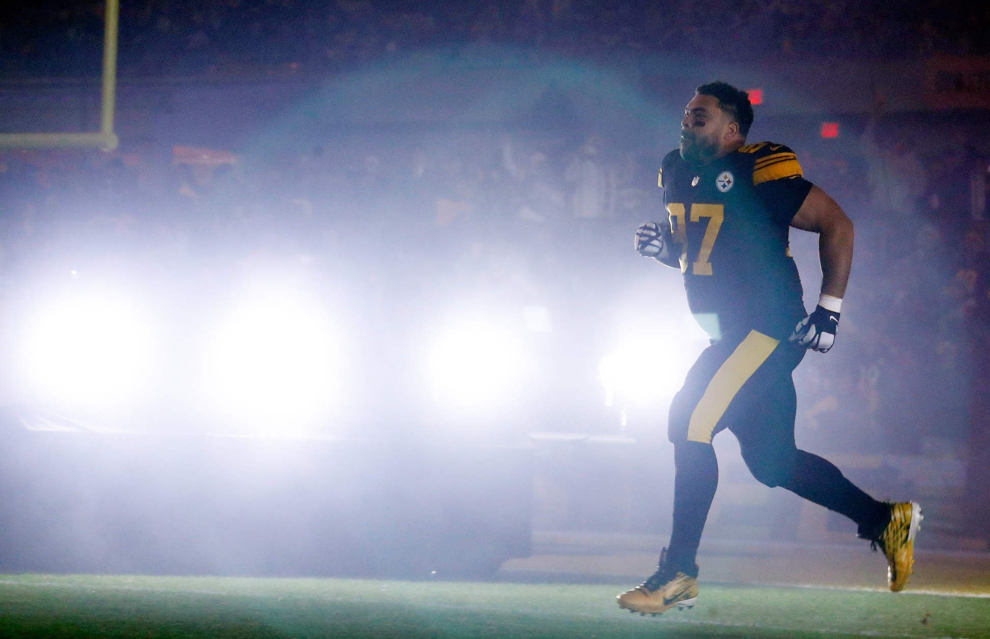 Dec 7, 2023; Pittsburgh, Pennsylvania, USA; Pittsburgh Steelers defensive tackle Cameron Heyward (97) takes the field against the New England Patriots at Acrisure Stadium. Mandatory Credit: Charles LeClaire-USA TODAY Sports (Detroit Lions)
