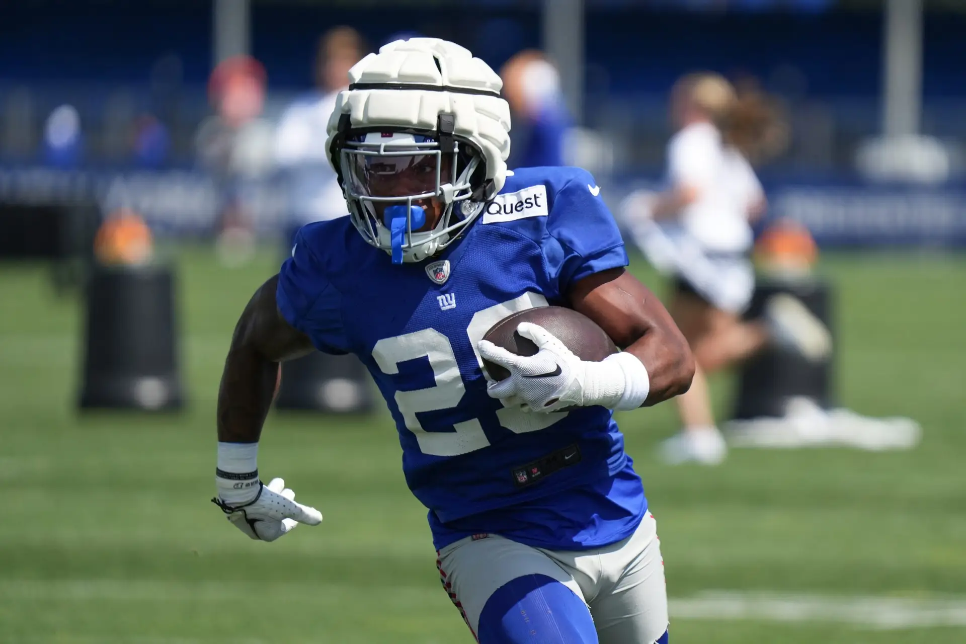 New York Giants: Top Back Has Lofty Goals for 2025 2 New York Giants Tyrone Tracy Jr.