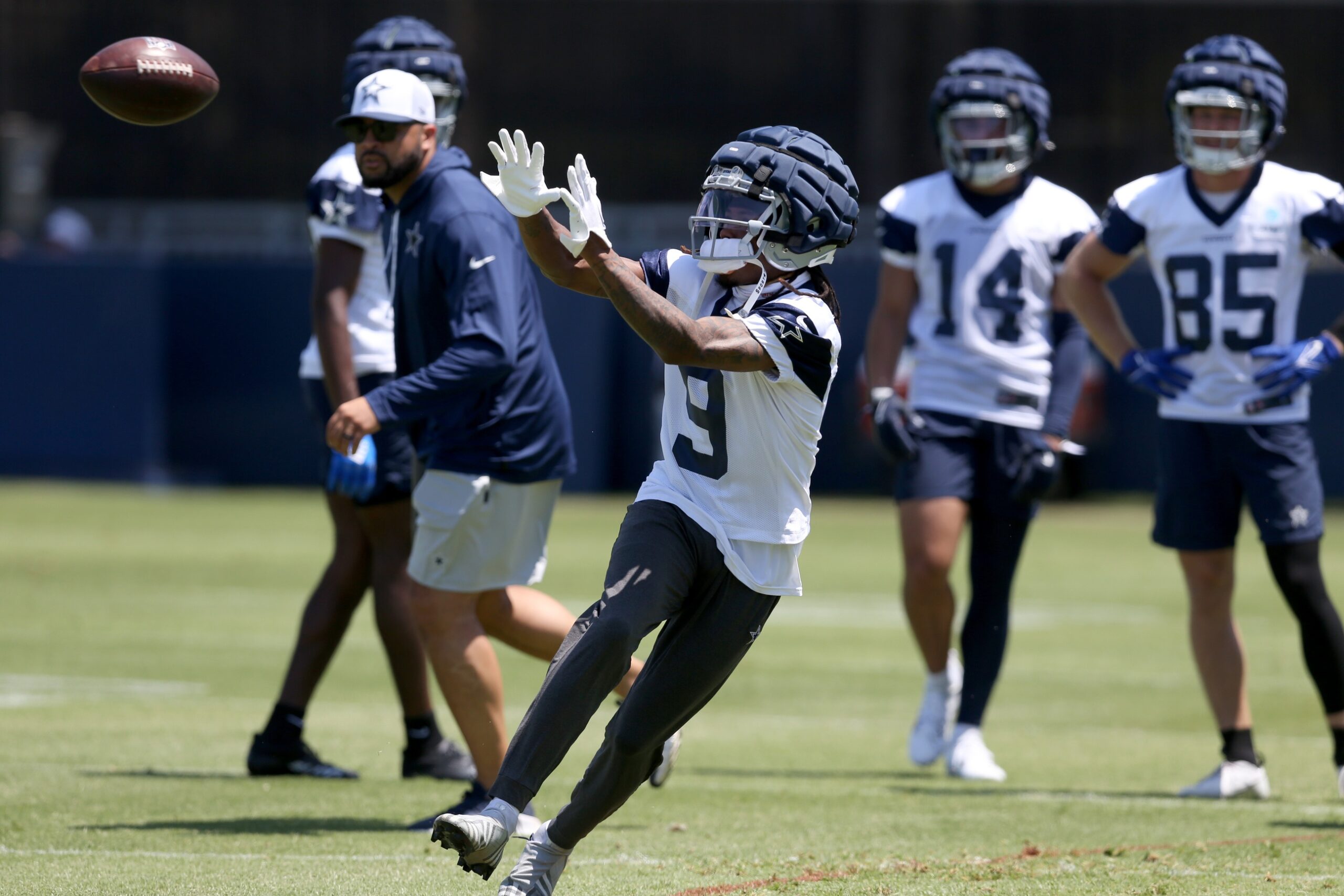 Jul 26, 2024; Oxnard, CA, USA; Dallas Cowboys wide receiver Brandin Cooks (3) during training camp at the River Ridge Playing Fields in Oxnard, Californian. Mandatory Credit: Jason Parkhurst-USA TODAY Sports (Pittsburgh Steelers)