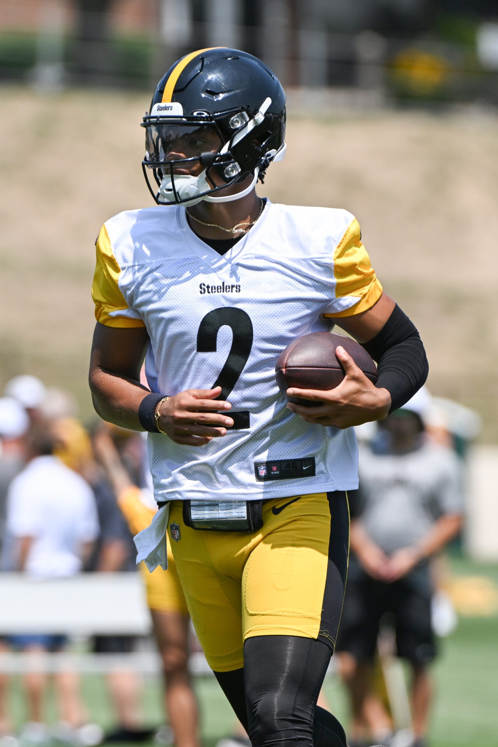 Pittsburgh Steelers, Justin Fields