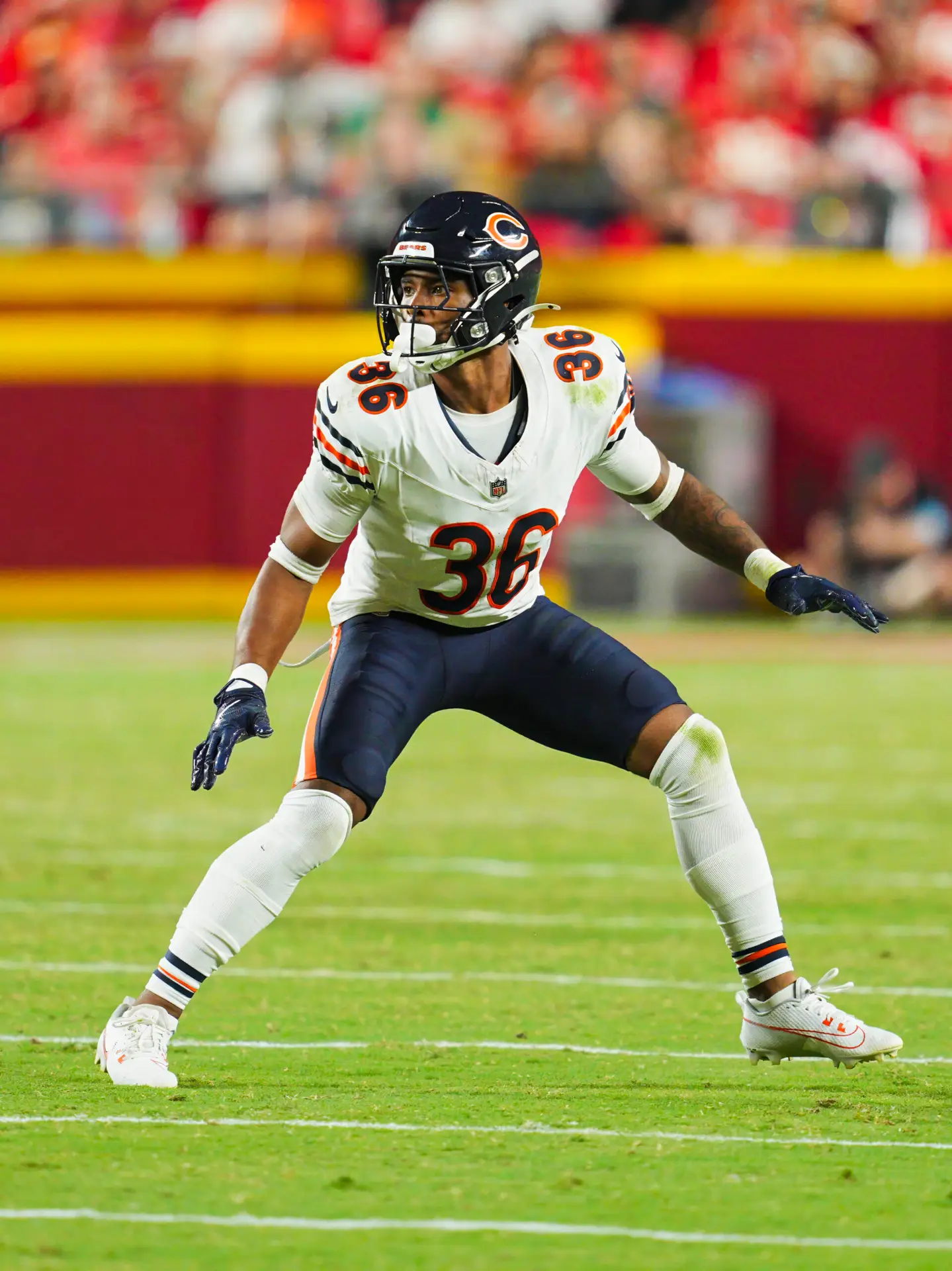 Chicago Bears, Jonathan Owens