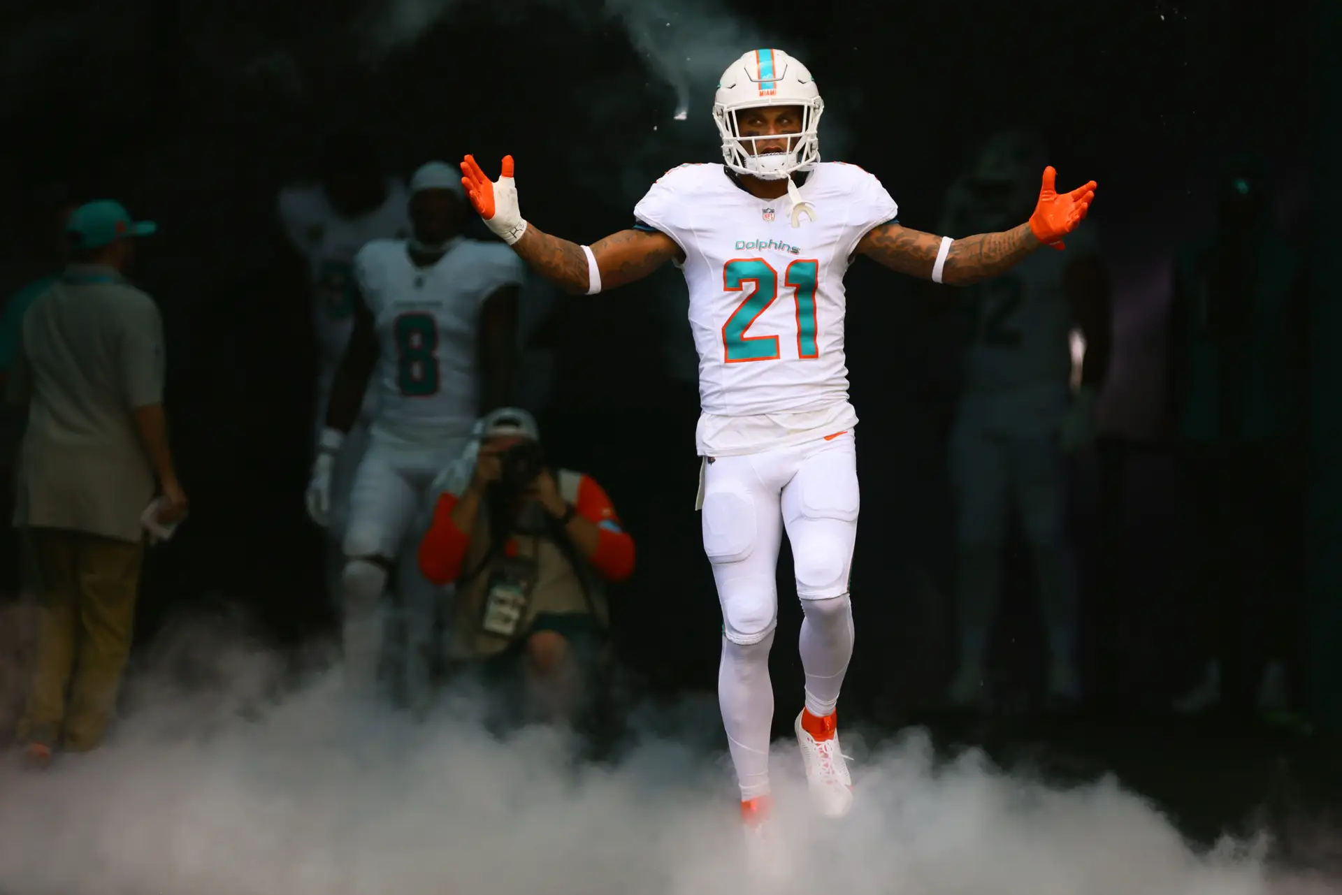 "Never On The Pill": Jordan Poyer's Wife Rachel Bush Boasts Never Taking Birth Control Pills Avoiding Mood Swings, Heavy Periods 3 USATSI 24189024 scaled