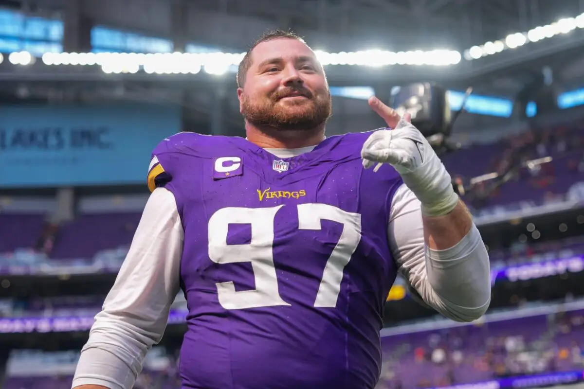 What Are They Doing?!" Vikings And Jets Agree To Shocking Trade Just Before  The 2025 Season, Numerous Draft Picks Involved - Gridiron Heroics