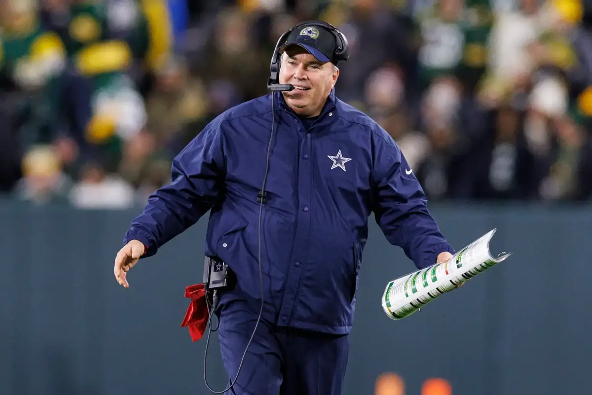 Nov 13, 2022; Green Bay, Wisconsin, USA; Dallas Cowboys head coach Mike McCarthy reacts to a call during the third quarter against the Green Bay Packers at Lambeau Field. Mandatory Credit: Jeff Hanisch-Imagn Images