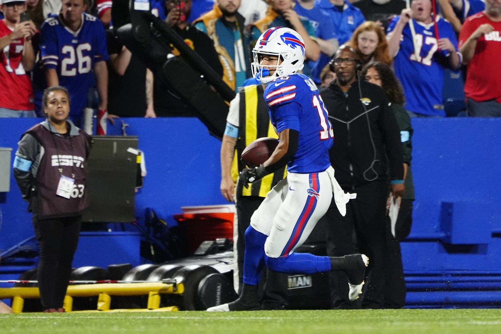 Sep 23, 2024; Orchard Park, New York, USA; Buffalo Bills wide receiver Khalil Shakir (10) runs with the ball after making a catch for a touchdown against the Jacksonville Jaguars during the first half at Highmark Stadium. Mandatory Credit: Gregory Fisher-Imagn Images