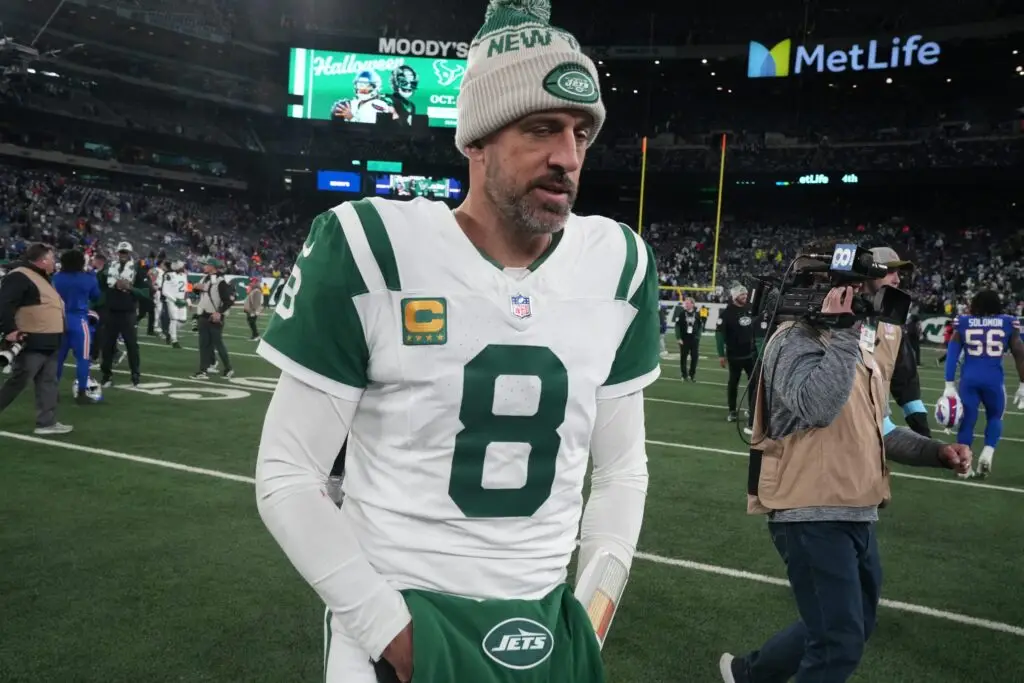 East Rutherford, NJ -- October 14, 2024 -- Aaron Rodgers of the Jets leaves the field at the end of the game. The Buffalo Bills came to MetLife Stadium to play the NY Jets. The Jets played their first game under new interim head coach Jeff Ulbrich. © Chris Pedota, NorthJersey.com / USA TODAY NETWORK via Imagn Images