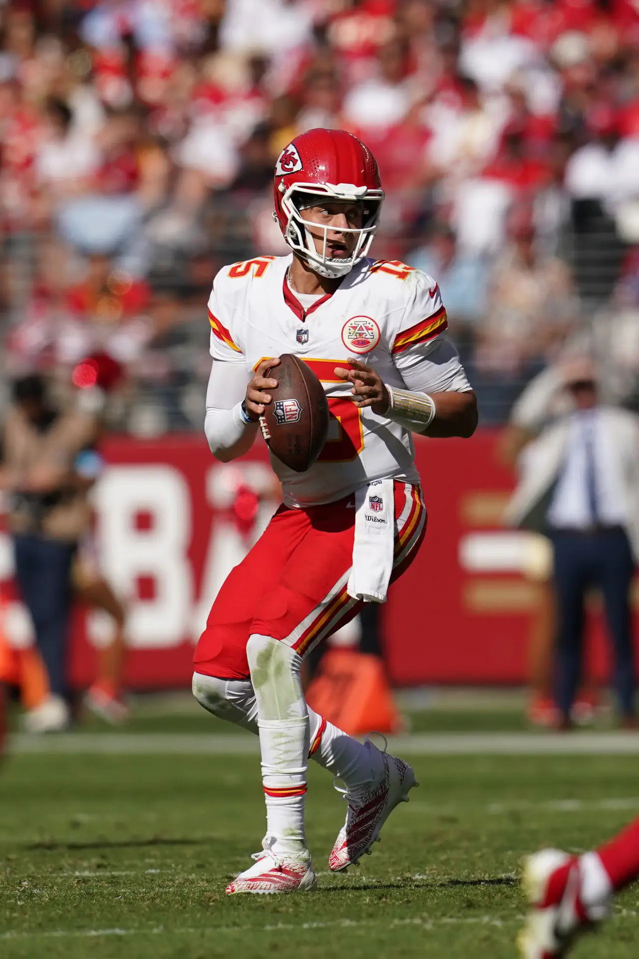 Oct 20, 2024; Santa Clara, California, USA; Kansas City Chiefs quarterback Patrick Mahomes (15) looks to throw a pass against the San Francisco 49ers in the second quarter at Levi’s Stadium. Mandatory Credit: Cary Edmondson-Imagn Images