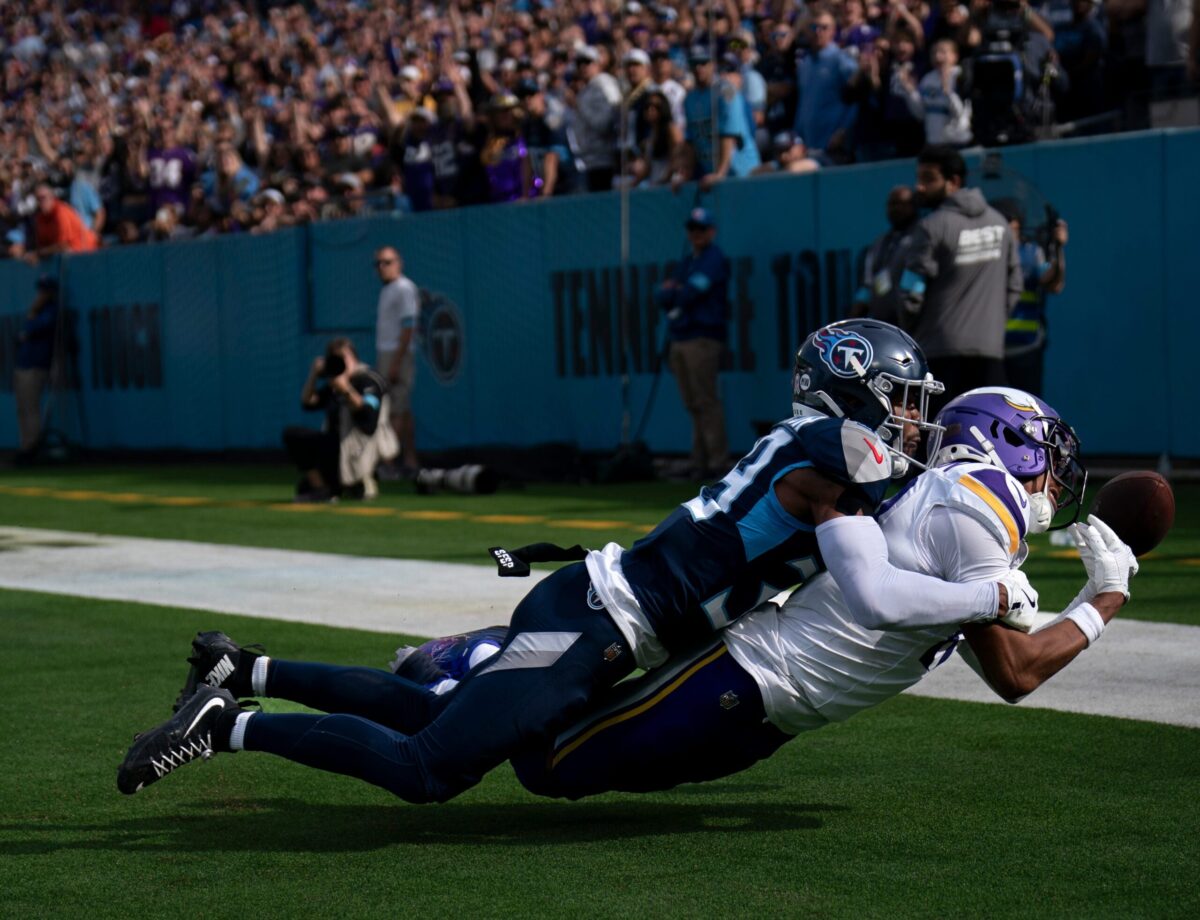 Minnesota Vikings, Tennessee Titans