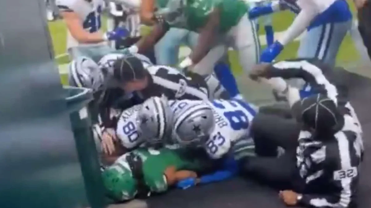 Oh My God" Eagles Fan Captures New Angle Of Cowboys Brawl From Tunnel -  Gridiron Heroics