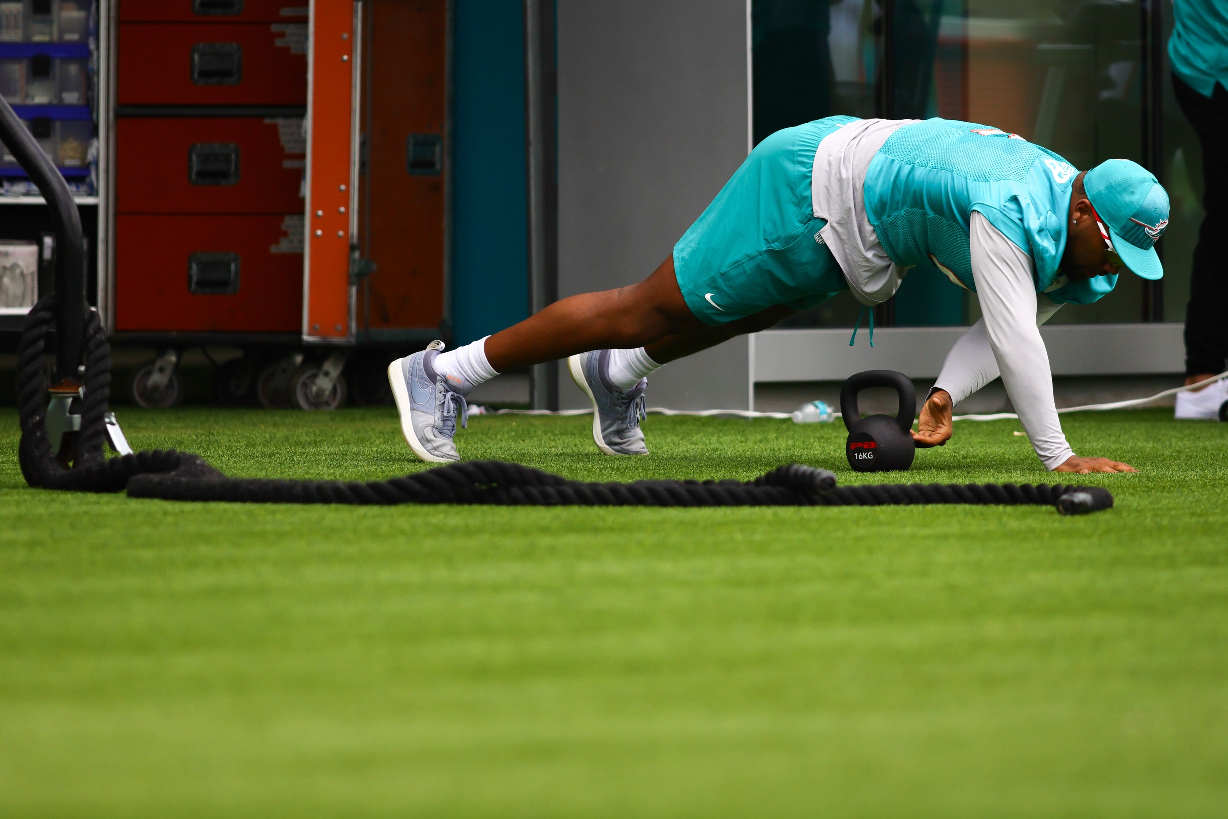 Miami Dolphins, Bradley Chubb