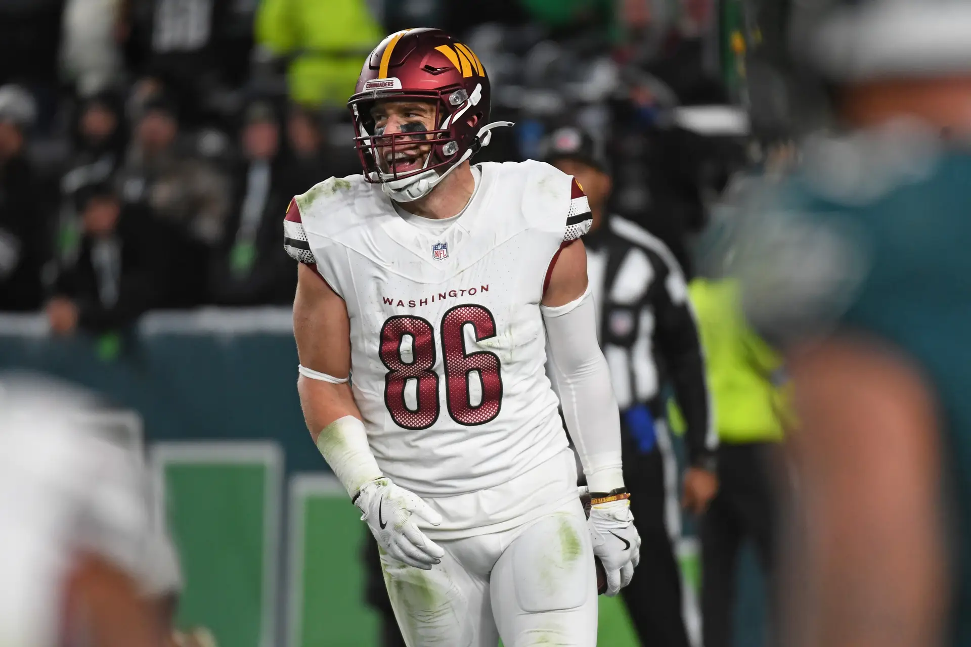 "Don't Know If You Can Say Thaat About Every Single Coach": Zach Ertz Throws Jab At Ex-HC After Teaming Up With Commanders' Dan Quinn 1 Nov 14, 2024; Philadelphia, Pennsylvania, USA; Washington Commanders tight end Zach Ertz (86) against the Philadelphia Eagles at Lincoln Financial Field. Mandatory Credit: Eric Hartline-Imagn Images