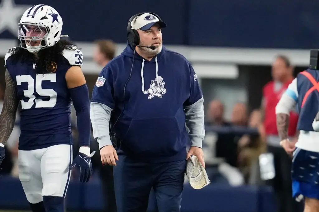 Nov 28, 2024; Arlington, Texas, USA; Dallas Cowboys head coach Mike McCarthy reacts during the first half against the New York Giants at AT&T Stadium. Mandatory Credit: Chris Jones-Imagn Images