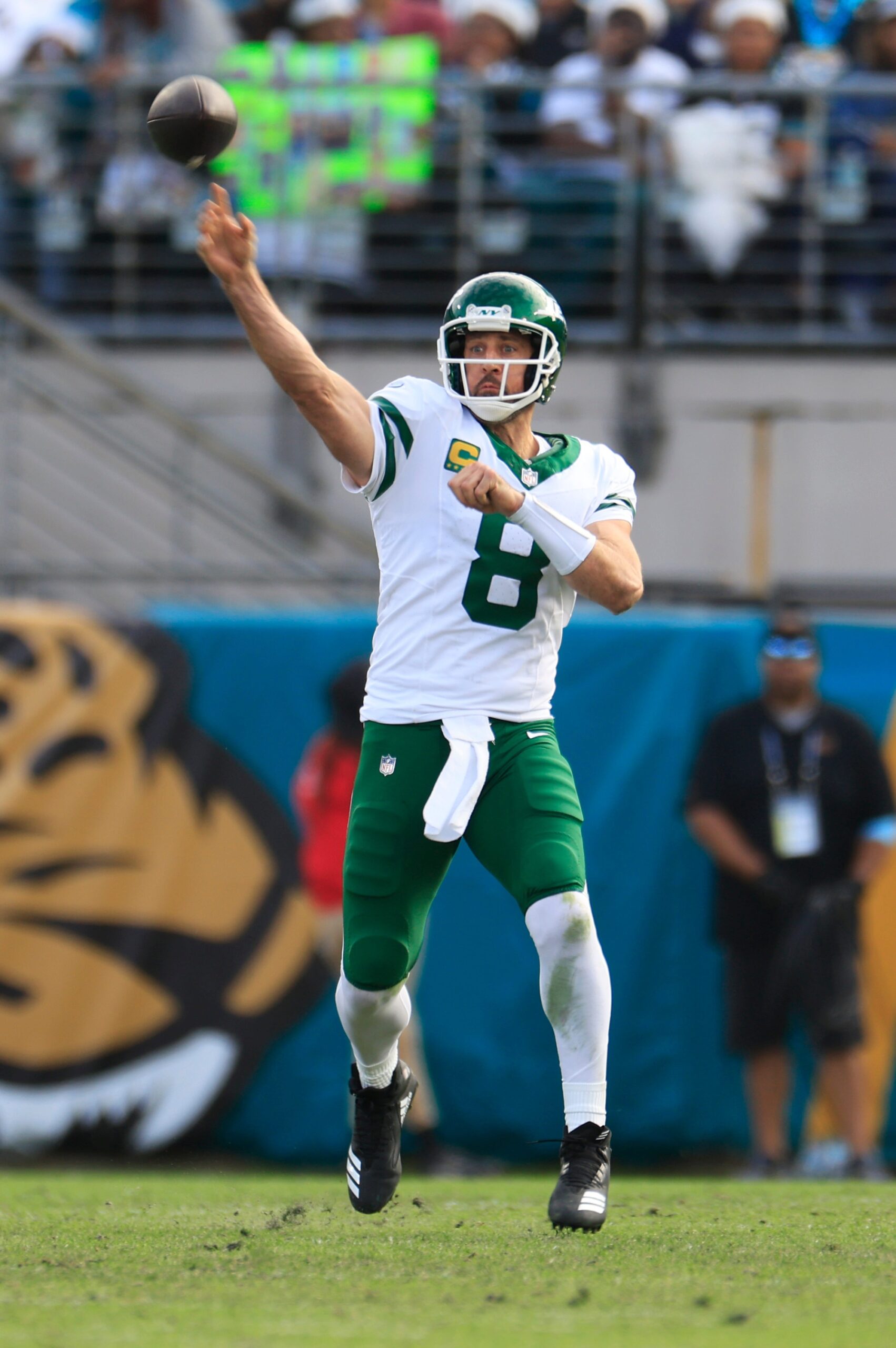 New York Jets quarterback Aaron Rodgers (8) passes the ball during the third quarter Sunday, Dec. 15, 2024 at EverBank Stadium in Jacksonville, Fla. The Jets held off the Jaguars 32-25. [Corey Perrine/Florida Times-Union]