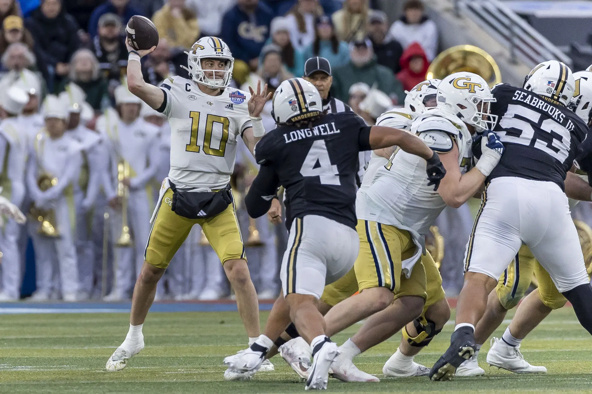 Georgia Tech Yellow Jackets quarterback Haynes King (10) looks to throw