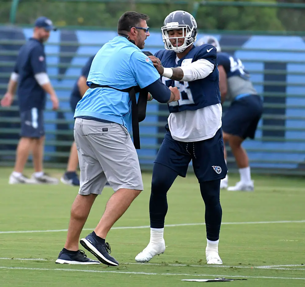 Tennessee Titans, Harold Landry