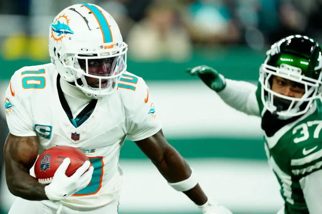 'The Plan': Miami Dolphins WR Tyreek Hill Had Another Medical Operation On Wrist 2 'The Plan': Miami Dolphins WR Tyreek Hill Had Another Medical Operation On Wrist