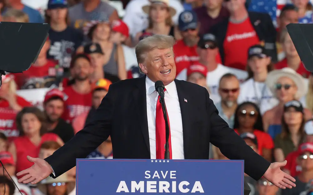 Former President Donald Trump mentions his good relations with Russian President Vladimir Putin during a rally at the Lorain County Fairgrounds on Saturday June 26 2021 in Wellington, Ohio. © Mike Cardew / USA TODAY NETWORK