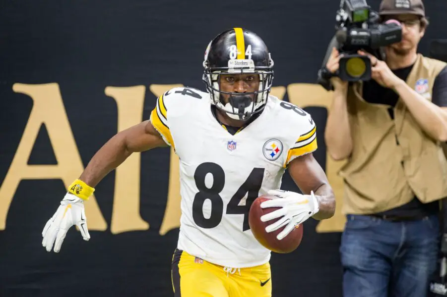 'I'm Out The Country': Antonio Brown Makes Bold Claim Amid Attempted Murder Warrant Charge 3 Steelers receiver Antonio Brown scores a touchdown during the NFL football game between the New Orleans Saints and the Pittsburgh Steelers in the Mecedes-Benz Superdome.. Sunday, Dec. 23, 2018. © SCOTT CLAUSE/USA TODAY Network