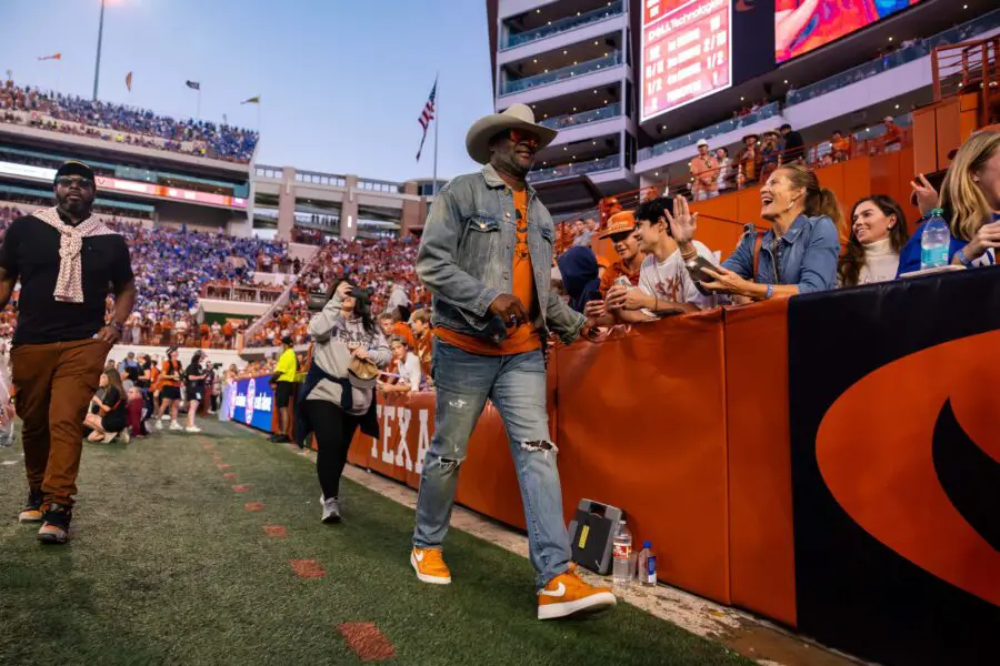 "He Saved His Best Game For Last": Texas Longhorns Legend Vince Young Ranked In Top 10 Amongst College Football Players Over Last 25 Seasons 2 USATSI 24851099 168400517 lowres