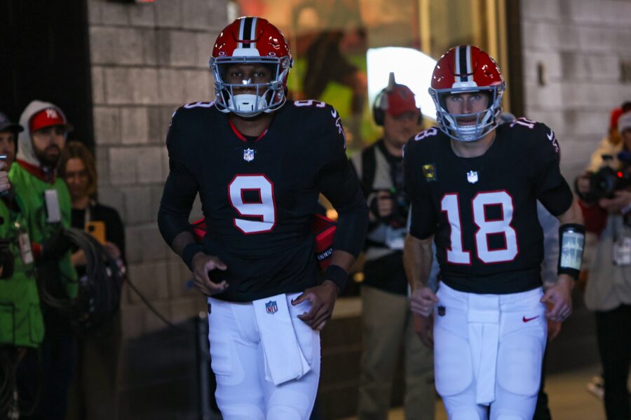 "Atlanta Wasted A Lot Of Money On Kirk": NFL Fans React To Atlanta Falcons Quarterback Kirk Cousins Not Being At OTAs 1 USATSI 25046499 168400517 lowres