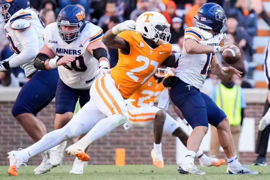 "The Boldest Move Of The Week": NFL Insider Makes Stunning Claim About the Atlanta Falcons Trading Up For James Pearce Jr. 2 USATSI 25309791 168400517 lowres