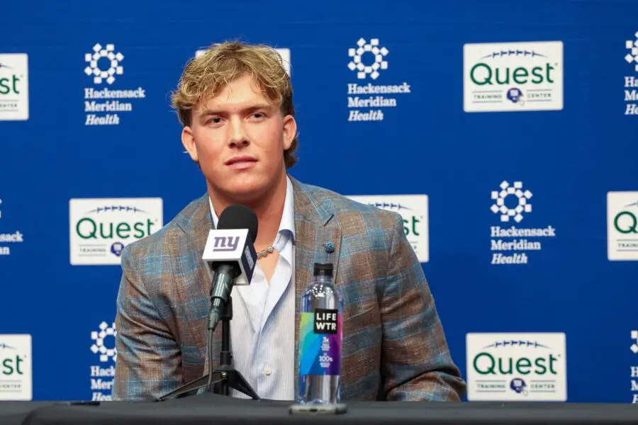 Slo-Mo Video Of New York Giants QB Jaxson Dart's Pass At Rookie Minicamp Turns Heads 2 New York Giants, Jaxson Dart