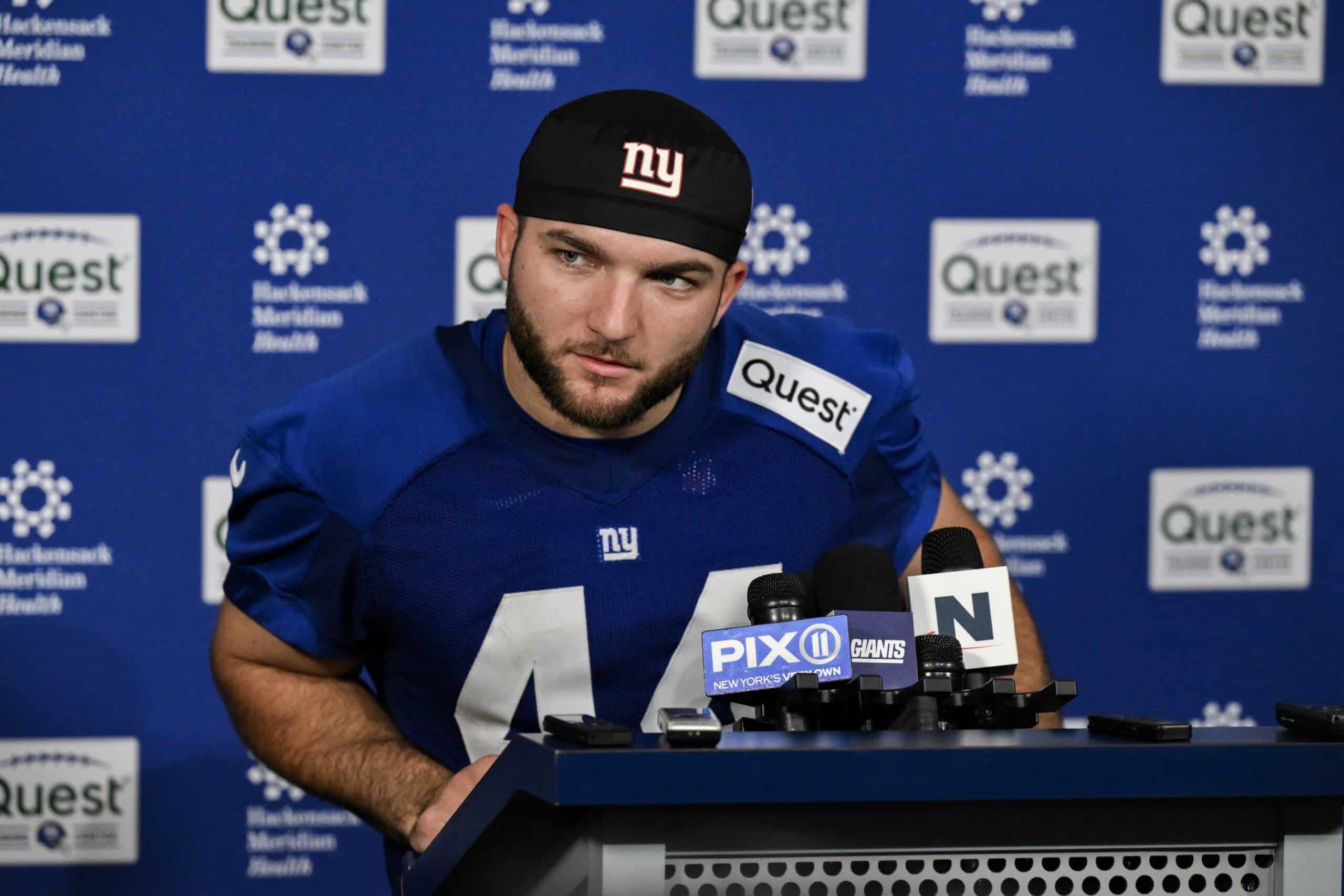 "Oh My God" Giants' Cam Skattebo Sees Girlfriend Go Insanely Viral Vs Chiefs On Sunday Night Football - Gridiron Heroics