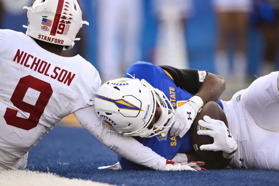 Chiefs cut ties with Ingram, Lockhart amid injury setbacks 3 San Jose State Spartans wide receiver Justin Lockhart (11) catches a touchdown pass against Stanford Cardinal cornerback Brandon Nicholson (9) in the third quarter at CEFCU Stadium.