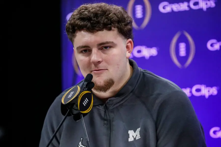 Browns bet on Mason Graham despite weight concerns 3 Michigan defensive lineman Mason Graham speaks during national championship game media day at George R. Brown Convention Center in Houston, Texas on Saturday, Jan. 6, 2024.