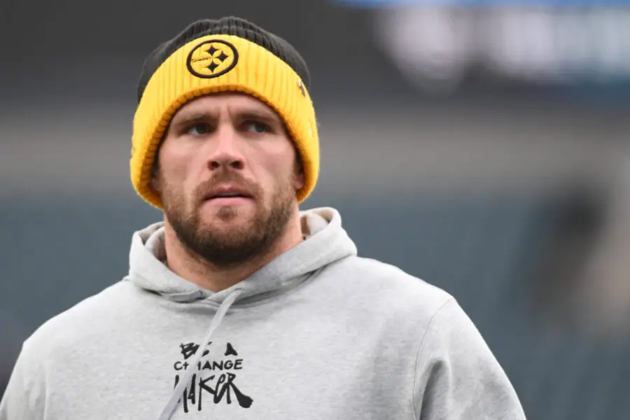 Dec 15, 2024; Philadelphia, Pennsylvania, USA; Pittsburgh Steelers linebacker T.J. Watt (90) during warmups against the Philadelphia Eagles at Lincoln Financial Field. Mandatory Credit: Eric Hartline-Imagn Images