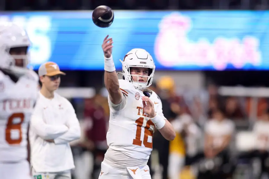 "The First Start In the Arch Era": College Football Analyst Breaks Down Potential Critical Moment For Texas Longhorns Quarterback Arch Manning For 2025 Season 1 USATSI 25095093 168400517 lowres