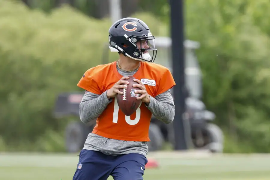 'Proud To Celebrate Pride!': Chicago Bears Make Their Feelings On LGBTQ+ Community Clear 3 Caleb Williams, Chicago Bears